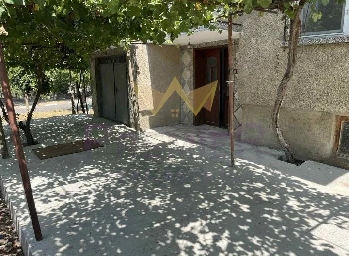 КЪЩА В С.ТВЪРДИЦА -  - снимка 8 - Имоти Премиер