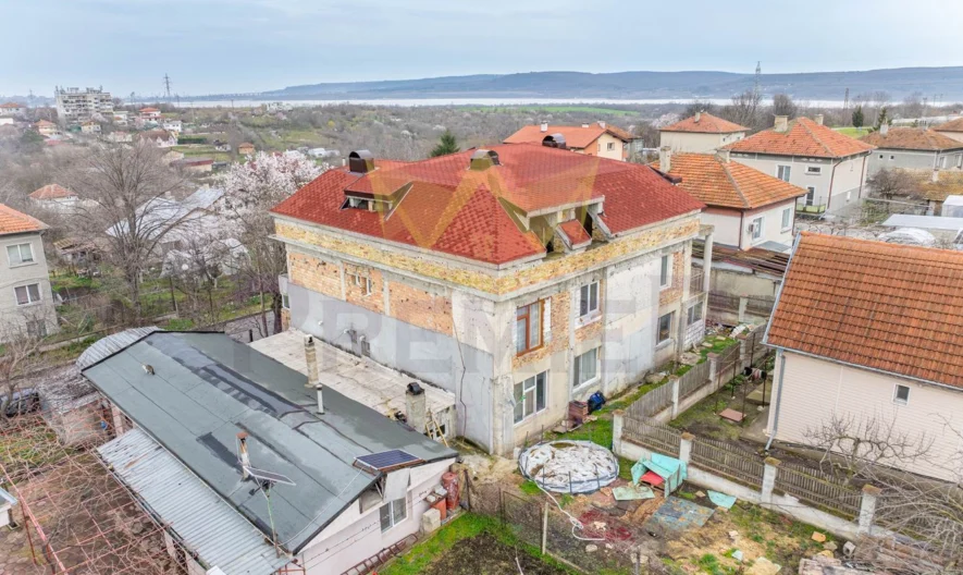 Къща в Тополи - - снимка 3 - Имоти Премиер