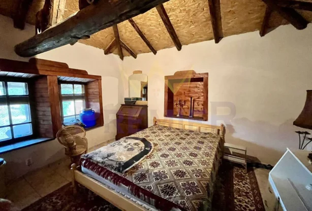 Агенция за недвижими имоти - Имоти Премиер - имот - 1051618, Цена: 80000 EUR