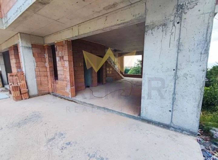 Къща във в.з. Бункера -  - снимка 10 - Имоти Премиер