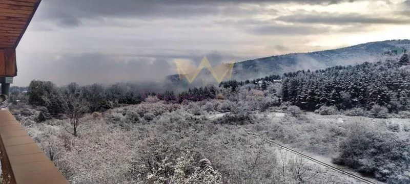 Къща във в.з. Панчарево -  - снимка 8 - Имоти Премиер