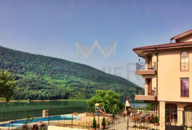 Агенция за недвижими имоти - Имоти Премиер - имот - 1043117, Цена: 650000 EUR