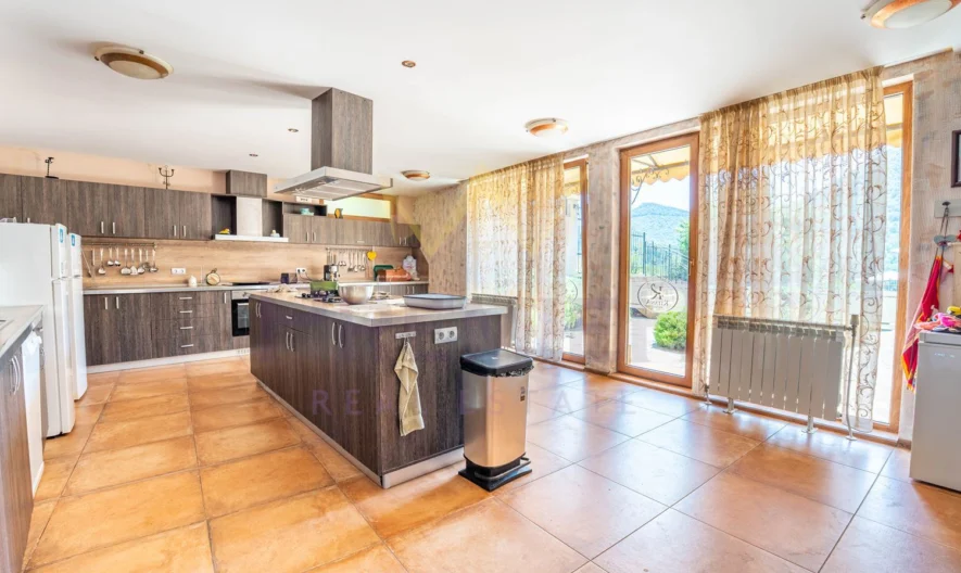 Къща за гости в с. Аспарухово - - снимка 5 - Имоти Премиер