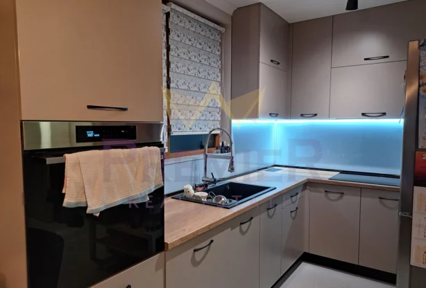 Агенция за недвижими имоти - Имоти Премиер - имот - 1086456, Цена: 485000 EUR