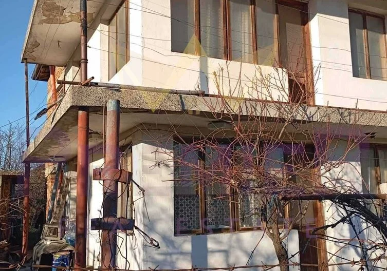 къща за продажба, разположена в област Варна, гр. Долни чифлик -  - снимка 2 - Имоти Премиер