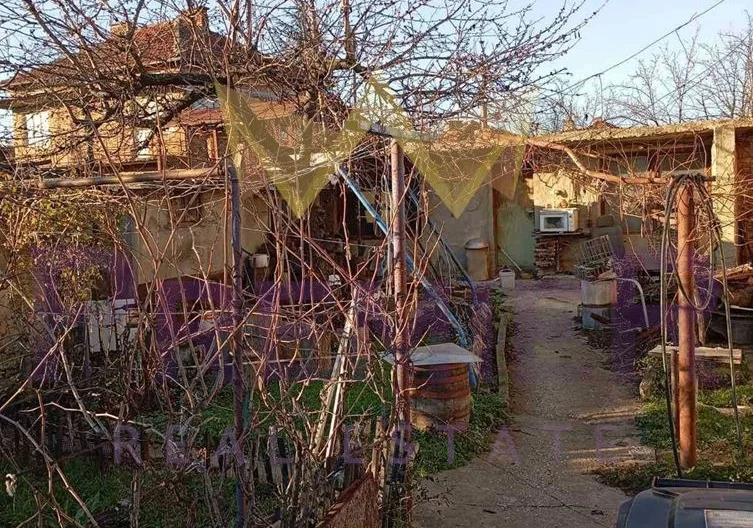 къща за продажба, разположена в област Варна, гр. Долни чифлик -  - снимка 3 - Имоти Премиер