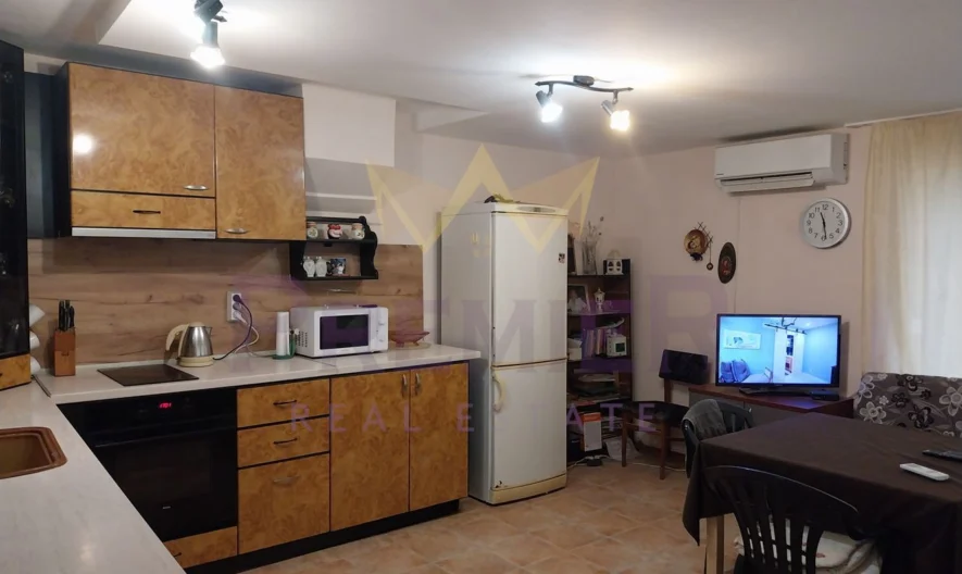 Къща за продажба в с. Круша -  - снимка 12 - Имоти Премиер