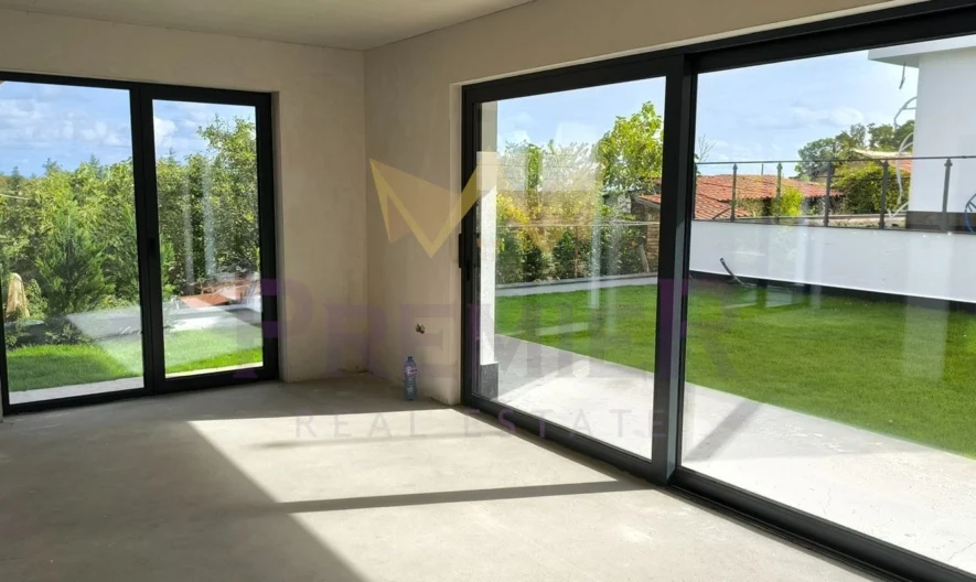 Къща,м-т Манастирски рид - - снимка 5 - Имоти Премиер