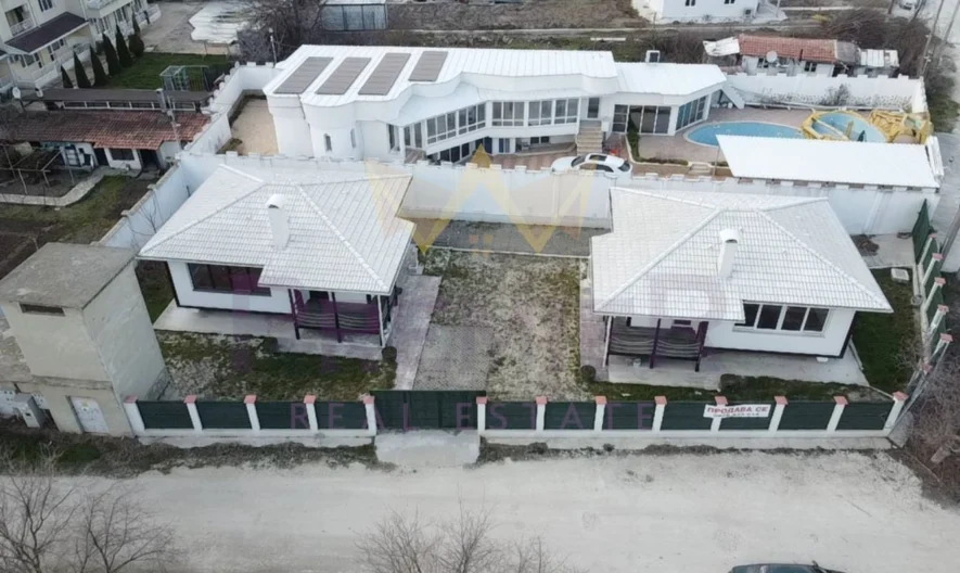 Къщи в Ален мак Варна -  - снимка 1 - Имоти Премиер