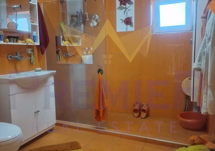 Къщи  в село Одринци! -  - снимка 18 - Имоти Премиер