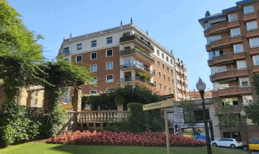 Kereskedelmi ingatlan Barcelonában -  - snimka 1 - Imoti Premier