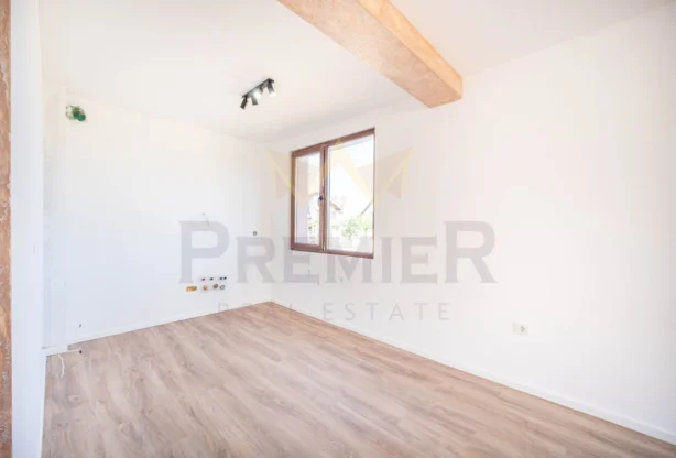 Код на имот: 1025499, Площ: 338 м<sup>2</sup> кв.м, Имоти Премиер - Цена: 480000 EUR