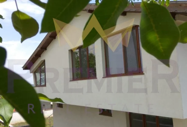 Код на имот: 847571, Площ: 370 м<sup>2</sup> кв.м, Имоти Премиер - Цена: 230000 EUR