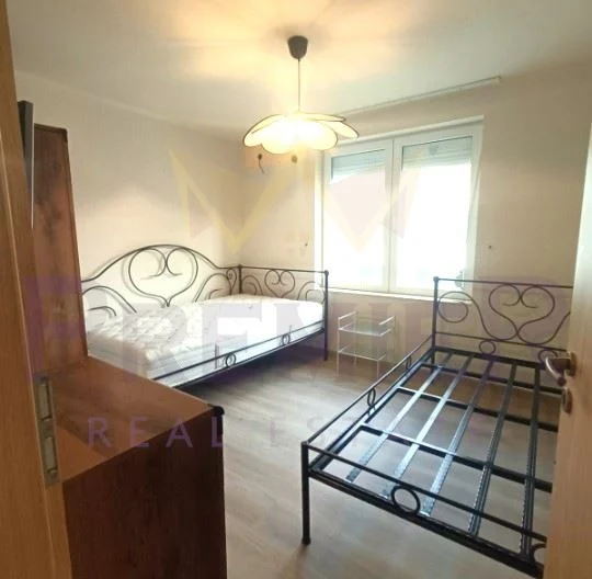 Кокетна двуетажна къща до плажа в Свети Влас - - снимка 8 - Имоти Премиер