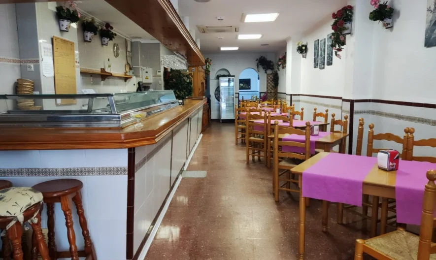 Коммерческая недвижимость в Бенидорме, Аликанте (2 санузла) - - снимка 1 - Имоти Премиер