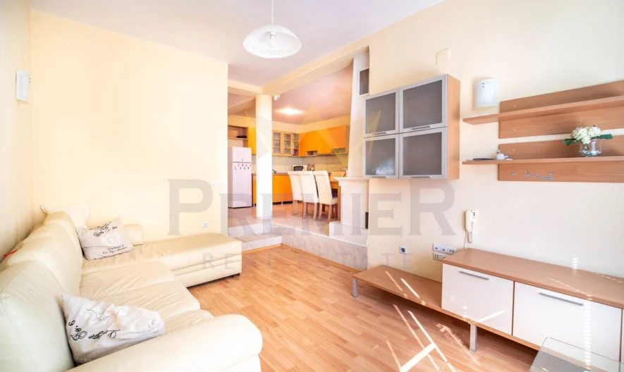 Комплекс от къщи - - снимка 4 - Имоти Премиер