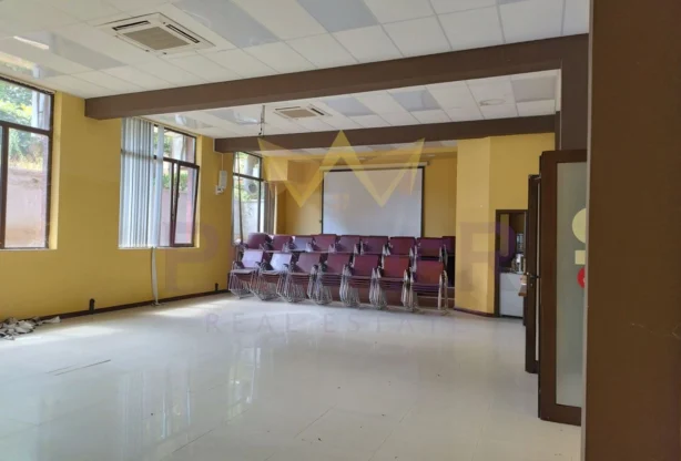 Агенция за недвижими имоти - Имоти Премиер - имот - 1025138, Цена: 169000 EUR