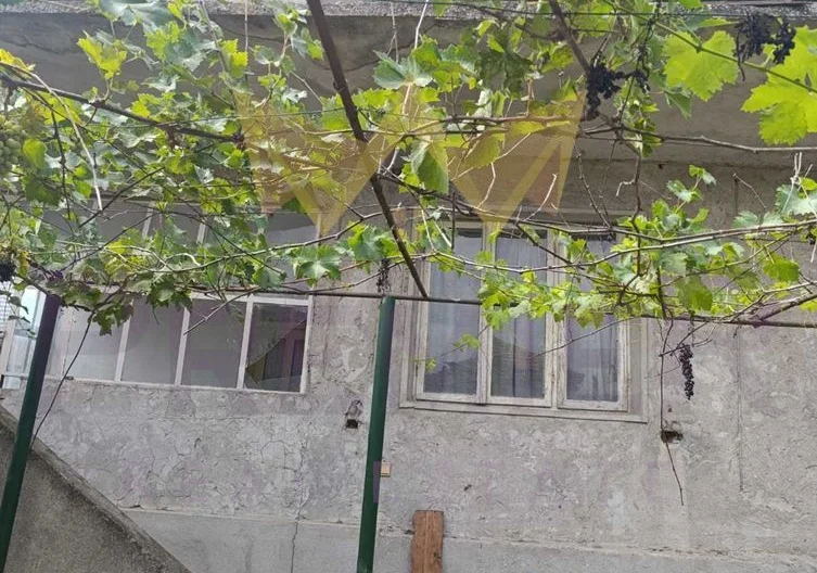 Константиново Къща 90кв.м. 849кв.м. двор -  - снимка 1 - Имоти Премиер