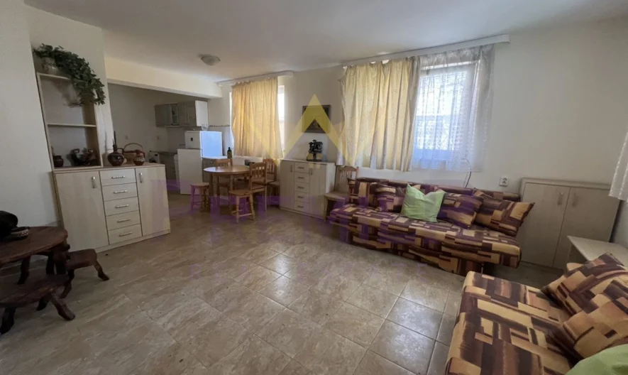 🏡 Két önálló szint egy háromszintes házból udvarral, Ravda faluban, a központhoz közel -  - snimka 3 - Imoti Premier