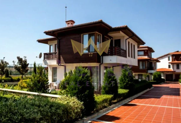 Ingatlaniroda - Imoti Premier - imot - 1174201, Ár: 339000 EUR