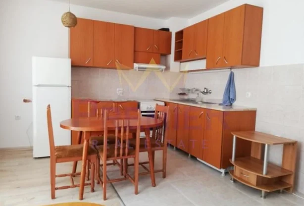 Ingatlaniroda - Imoti Premier - imot - 1230371, Ár: 550 EUR