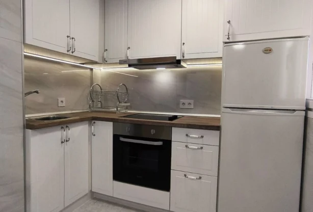 Ingatlaniroda - Imoti Premier - imot - 1211700, Ár: 107000 EUR