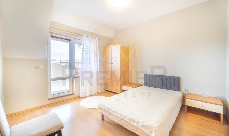 Large furnished three-room apartment with a south-facing terrace and parking space – Vazrazhdane 1 -  - snimka 7 - Imoti Premier