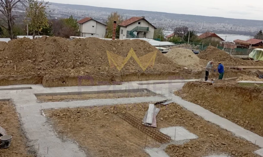 🌿 Лукс и спокойствие в м-т Зеленика – нова къща с двор и паркоместа! -  - снимка 2 - Имоти Премиер