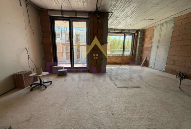 Агенция за недвижими имоти - Имоти Премиер - имот - 1016694, Цена: 266136 EUR