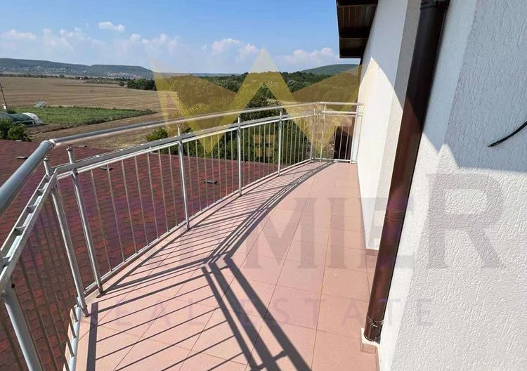 Луксозен 4-стаен мезонет с. Кранево -  - снимка 16 - Имоти Премиер