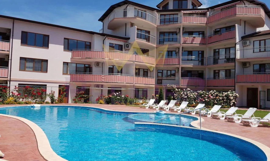 Луксозен 4-стаен мезонет с. Кранево -  - снимка 2 - Имоти Премиер