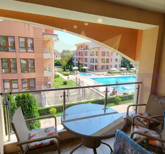 ЛУКСОЗЕН АПАРТАМЕНТ В ЗАТВОРЕН КОМПЛЕКС С БАСЕЙН -  - снимка 12 - Имоти Премиер