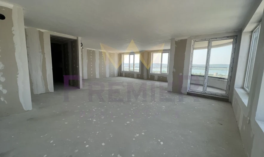 ЛУКСОЗЕН ЧЕТИРИСТАЕН -  - снимка 1 - Имоти Премиер