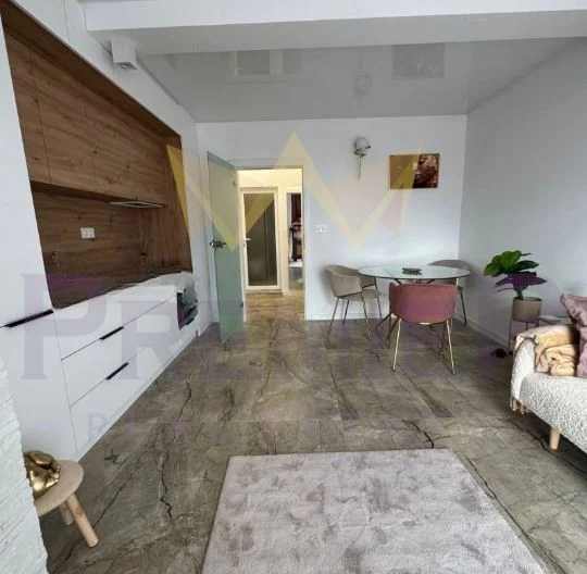 Луксозен, дизайнерски едностаен апартамент в кв. Надежда 2 -  - снимка 8 - Имоти Премиер