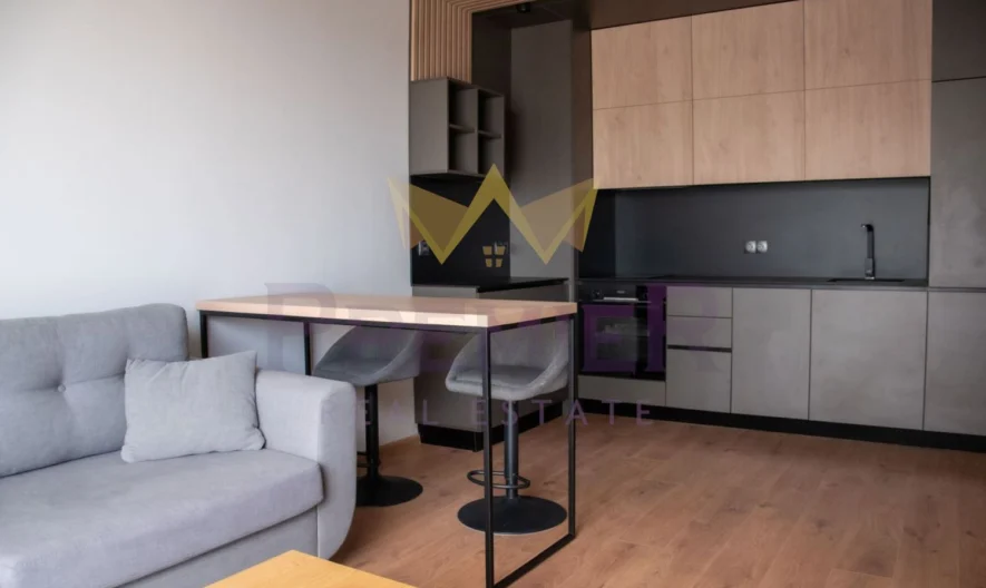 Луксозен двустаен апартамент кв. Бриз Панорамна морска гледка -  - снимка 1 - Имоти Премиер