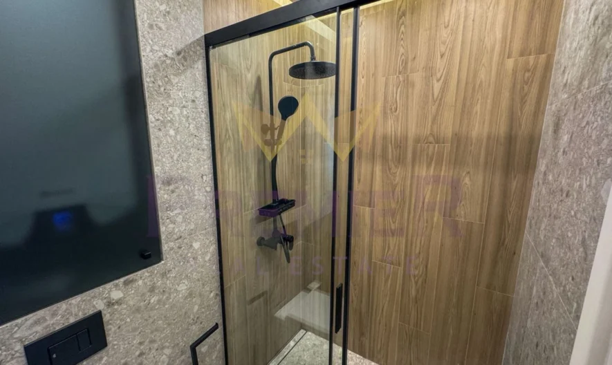 Луксозен двустаен апартамент кв. Бриз Панорамна морска гледка -  - снимка 7 - Имоти Премиер