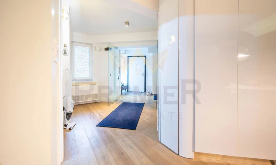 Луксозен и комфортен апартамент на морския бряг в град Балчик - - снимка 24 - Имоти Премиер