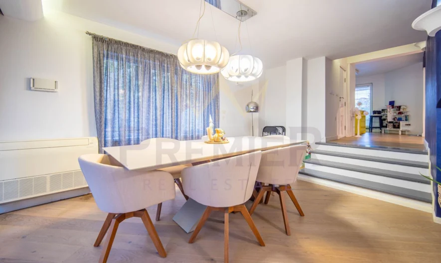 Луксозен и комфортен апартамент на морския бряг в град Балчик - - снимка 7 - Имоти Премиер