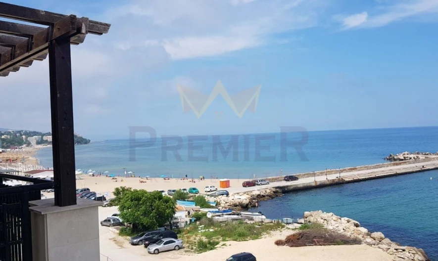ЛУКСОЗЕН ИМОТ НА ПЪРВА ЛИНИЯ ДО ПЛАЖА -  - снимка 11 - Имоти Премиер