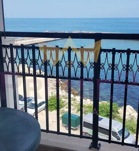 ЛУКСОЗЕН ИМОТ НА ПЪРВА ЛИНИЯ ДО ПЛАЖА -  - снимка 8 - Имоти Премиер