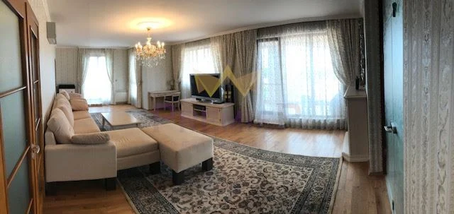 Луксозен имот с четири отделни стаи -  - снимка 1 - Имоти Премиер