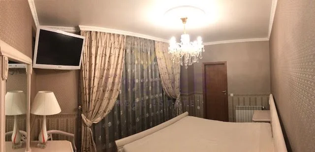 Луксозен имот с четири отделни стаи -  - снимка 10 - Имоти Премиер