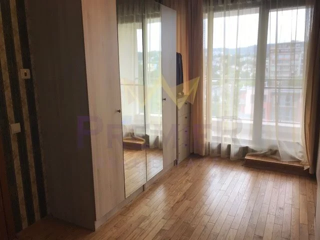 Луксозен имот с четири отделни стаи -  - снимка 13 - Имоти Премиер