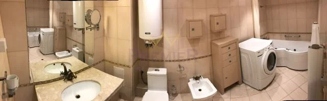 Луксозен имот с четири отделни стаи -  - снимка 17 - Имоти Премиер