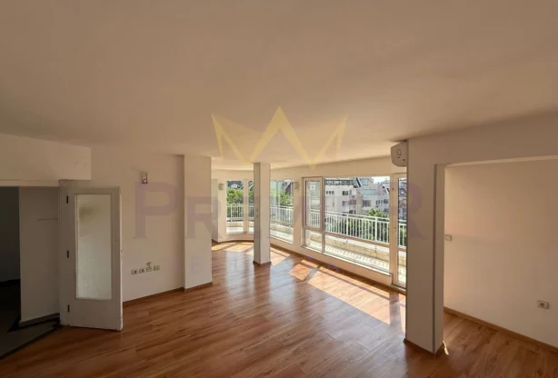 Агенция за недвижими имоти - Имоти Премиер - имот - 1195236, Цена: 750000 EUR