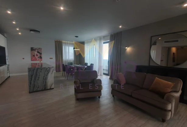 Агенция за недвижими имоти - Имоти Премиер - имот - 652722, Цена: 1888377 EUR