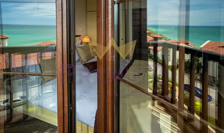 Луксозен многостаен апартамент, Thracian Cliffs Golf & Beach Resort - - снимка 4 - Имоти Премиер