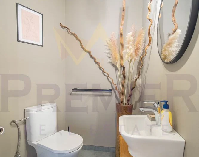 Луксозен Тристаен Апартамен, кв. Бриз, Варна! -  - снимка 11 - Имоти Премиер