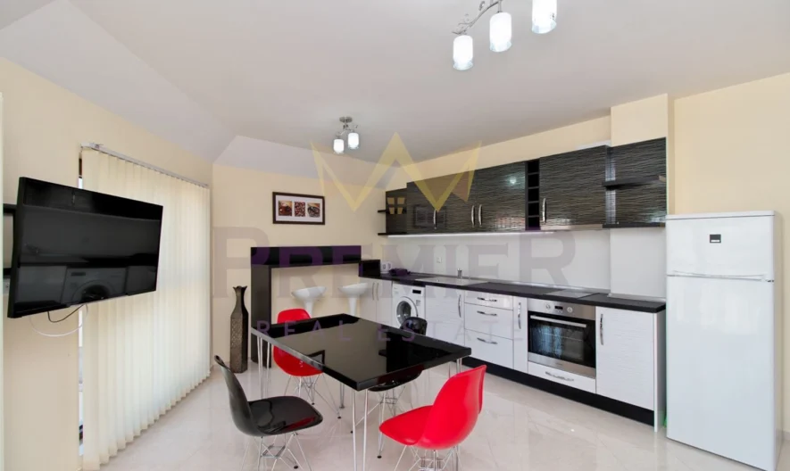 ЛУКСОЗЕН ТРИСТАЕН АПАРТАМЕНТ ИДЕАЛЕН ЦЕНТЪР -  - снимка 1 - Имоти Премиер