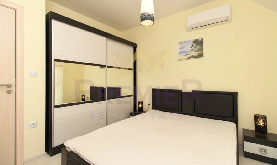 ЛУКСОЗЕН ТРИСТАЕН АПАРТАМЕНТ ИДЕАЛЕН ЦЕНТЪР - - снимка 16 - Имоти Премиер